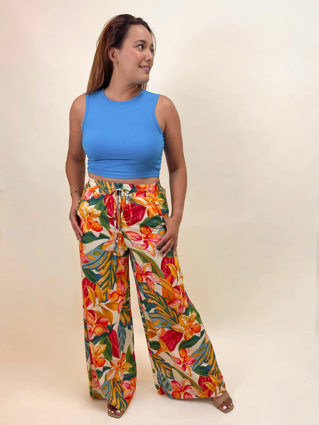 Pineapple Lain Boutique is an affordable, trendy online boutique